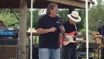 Dixon McIvor Profile